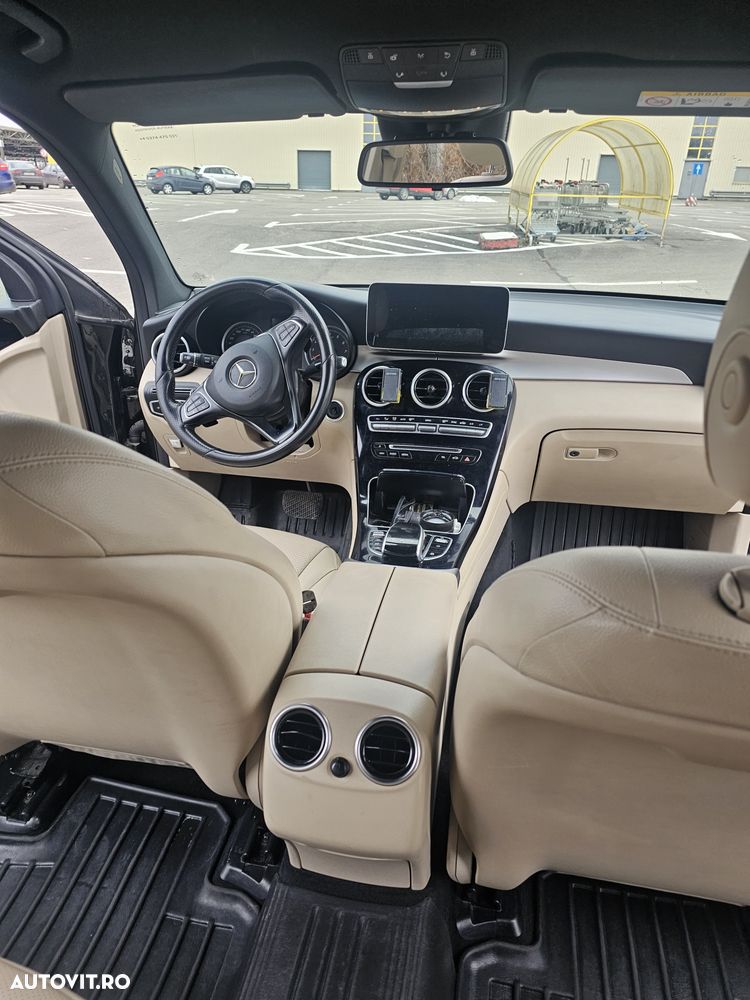 Mercedes-Benz GLC - 4