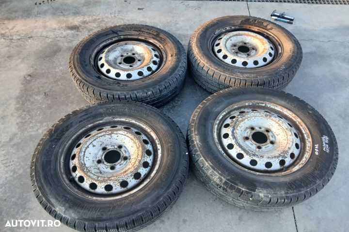 Jante tabla cu anvelope 16 - set 1011084 215/65 R16 C 1011084 215/65 - 2