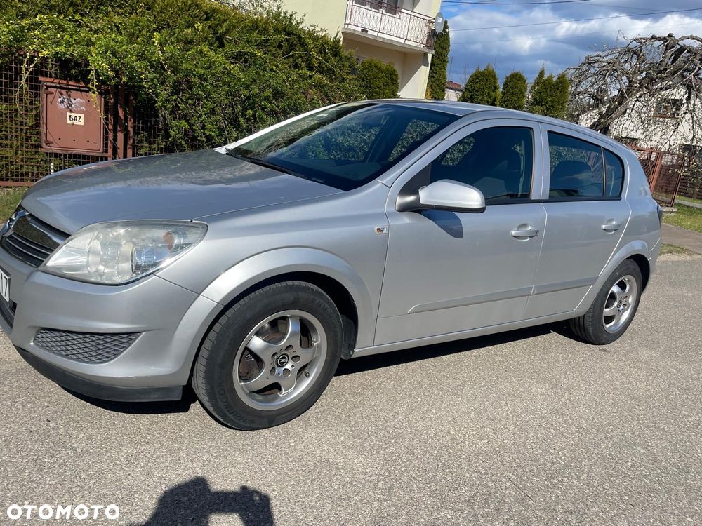 Opel Astra 1.6 Enjoy - 1