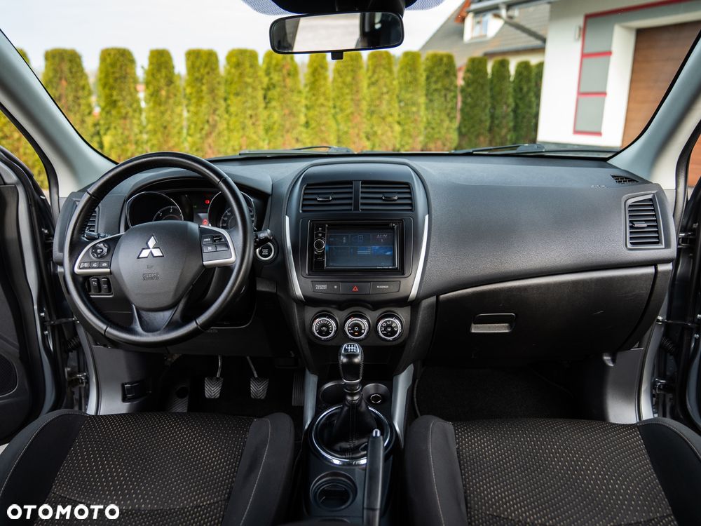 Mitsubishi ASX 1.8 DI-D 2WD Inform - 29