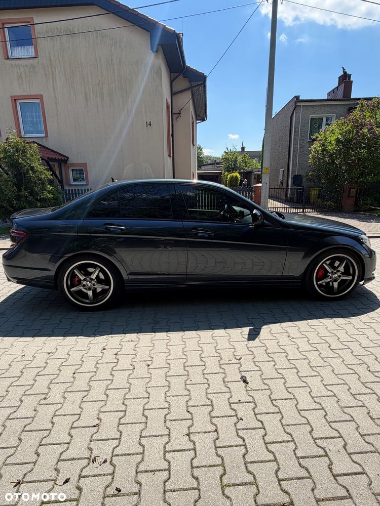 Mercedes-Benz Klasa C 320 CDI Elegance 4-Matic - 8