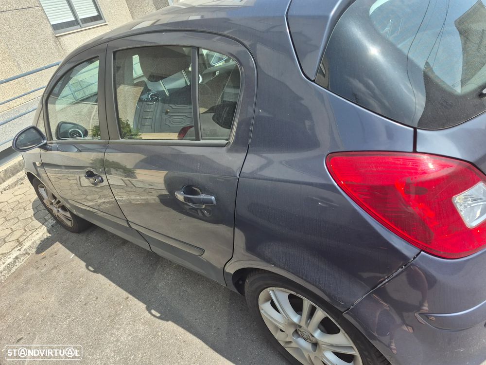 Opel Corsa - 4