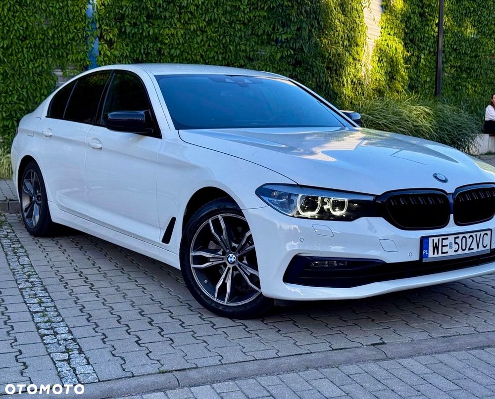 BMW Seria 5 518d Sport Line - 2