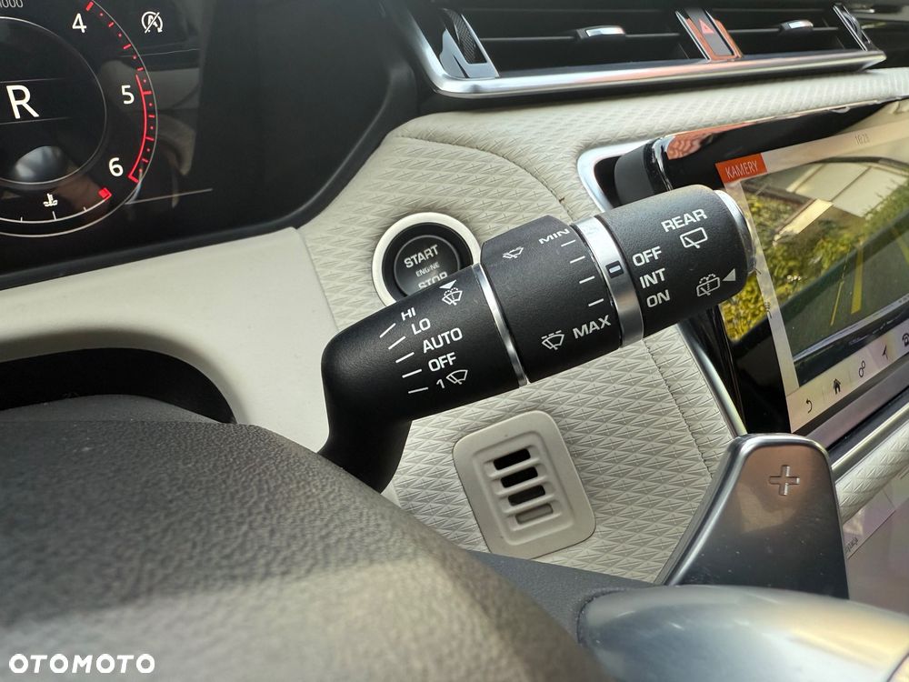 Land Rover Range Rover Velar D300 R-Dynamic - 36