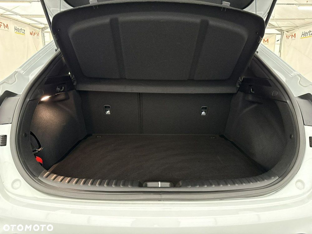Kia XCeed - 20
