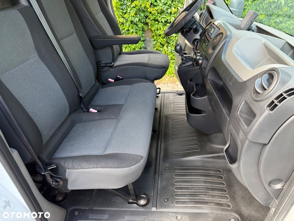 Renault Master - 18