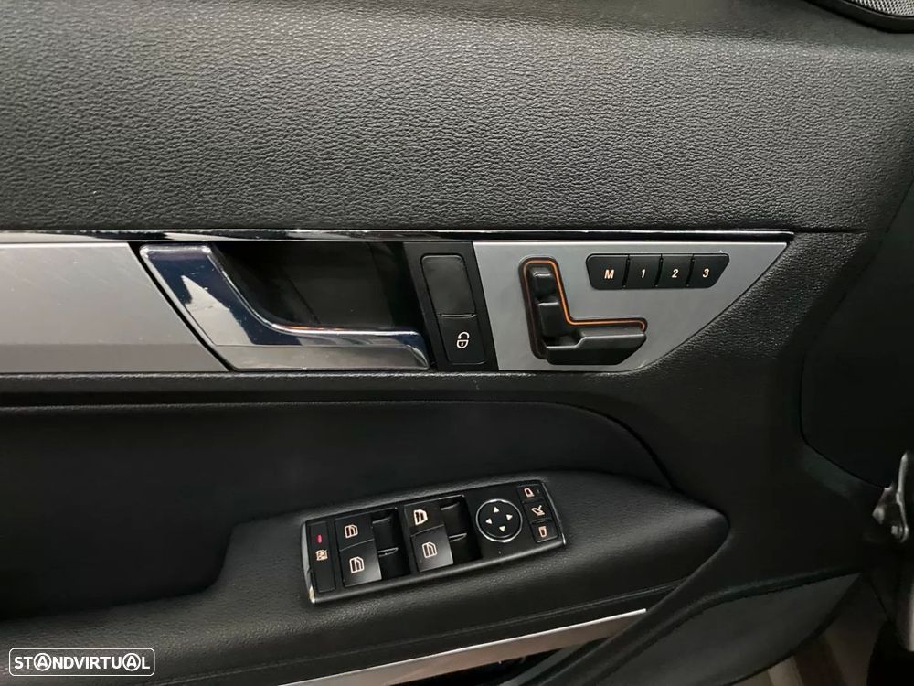 Mercedes-Benz E 350 CDi Avantgarde BlueEfficiency - 17