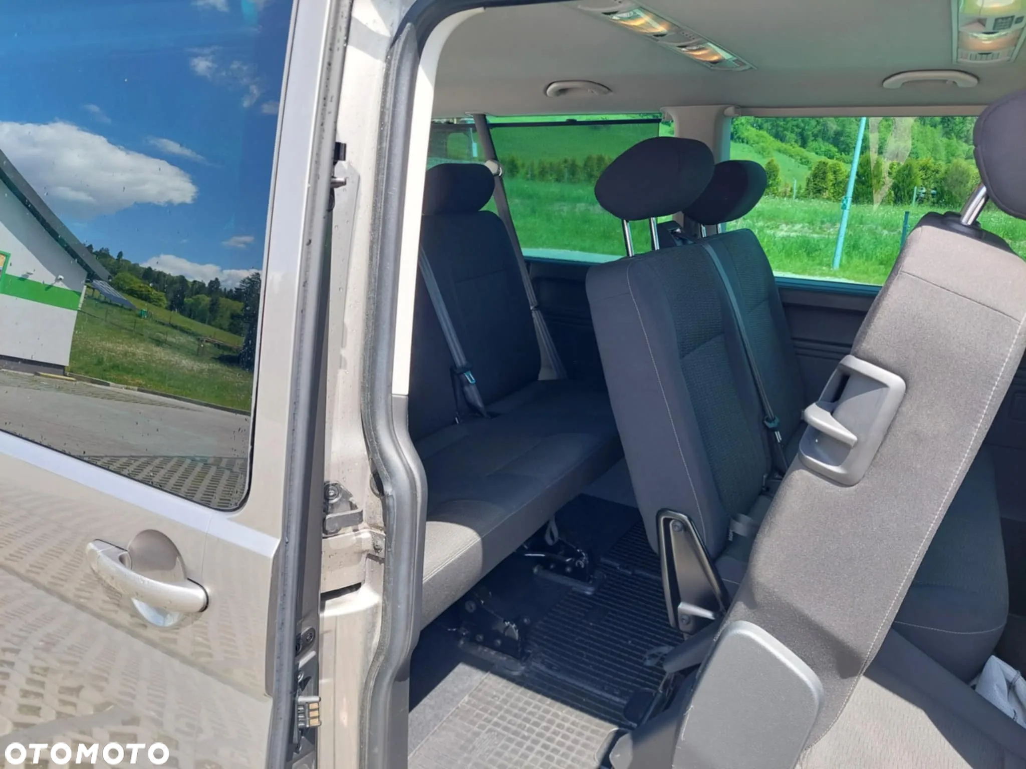 Volkswagen Caravelle 2.0 TDI L2 Comfortline 4Motion - 29