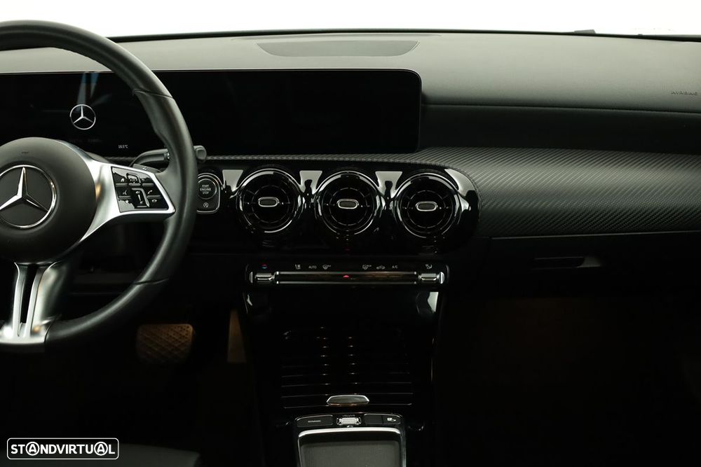 Mercedes-Benz A 200 Standard - 9