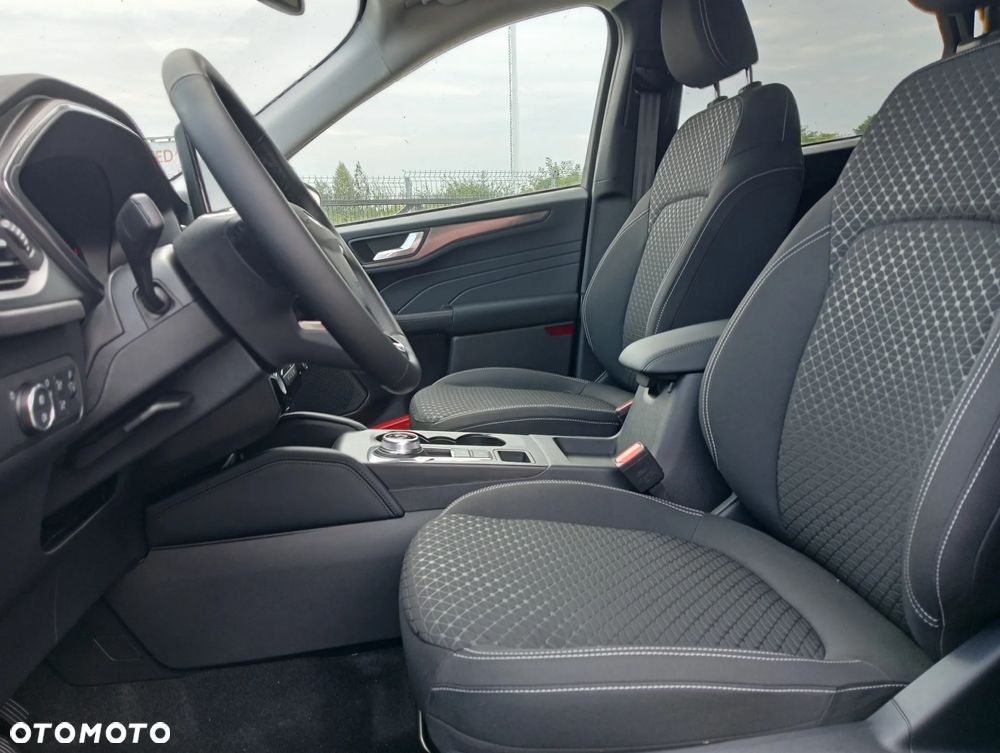 Ford Kuga - 9
