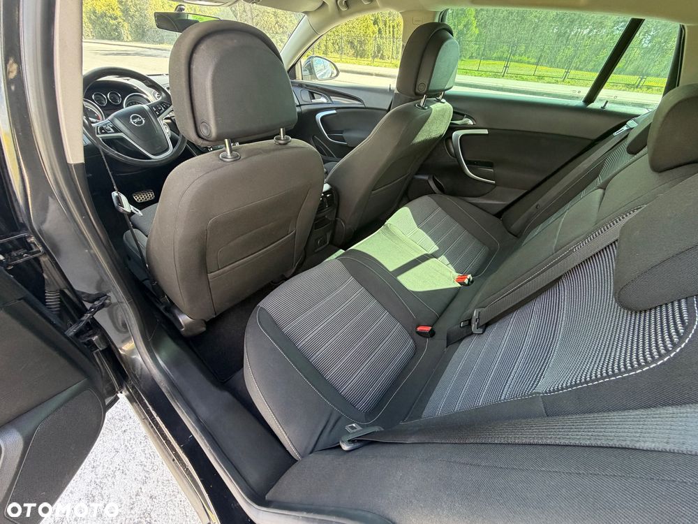 Opel Insignia - 12