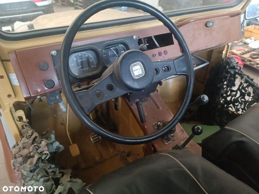 Suzuki Samurai - 8