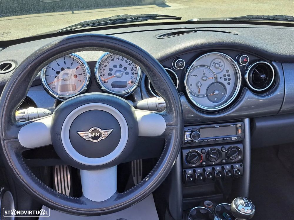 MINI Cabrio Cooper - 7