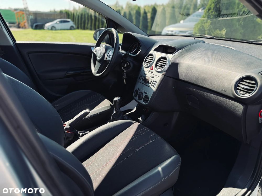 Opel Corsa 1.2 16V Enjoy - 15