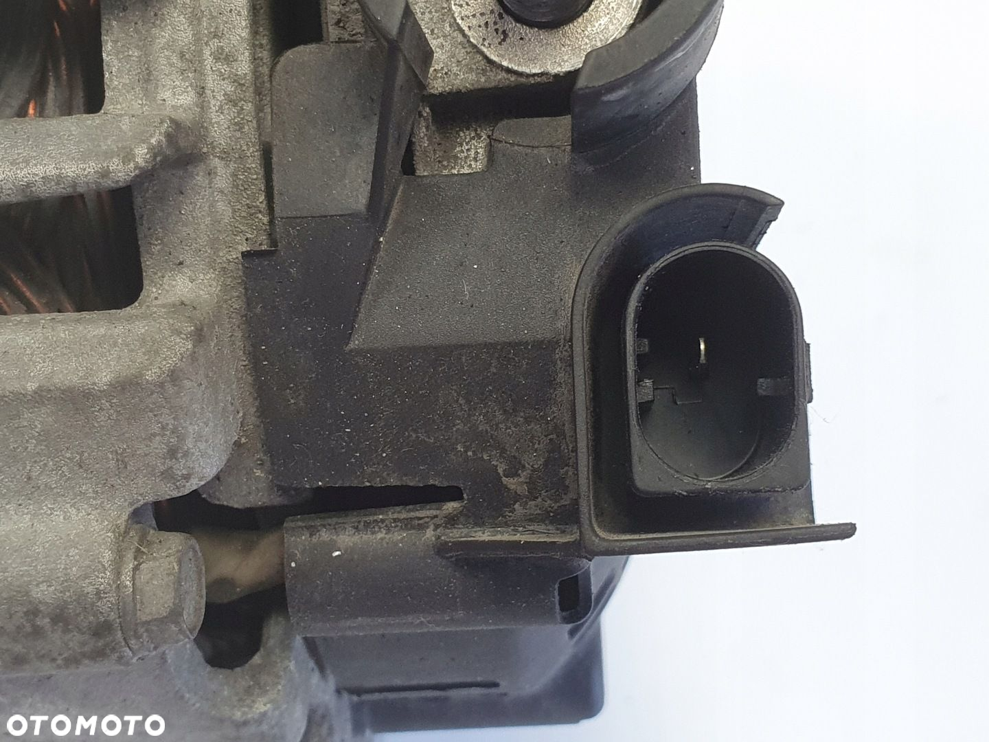 Volvo V70 III 1.6 D D2 ALTERNATOR valeo 30659390 150A - 9