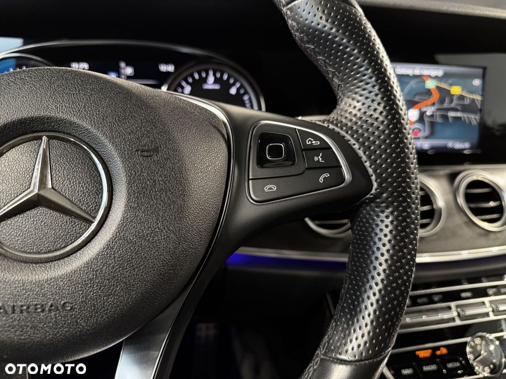 Mercedes-Benz Klasa E - 17