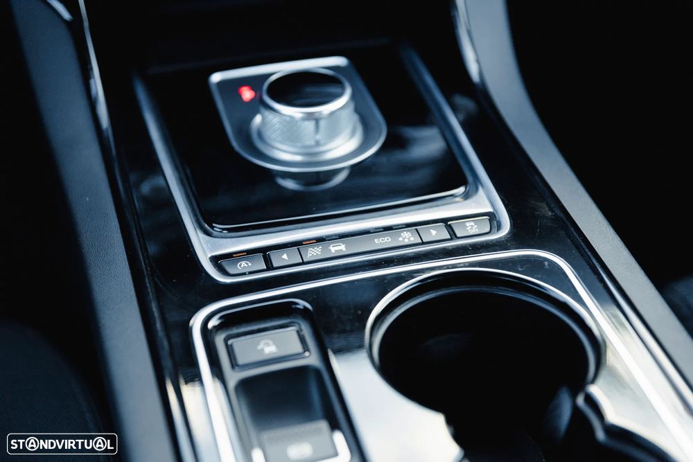 Jaguar XE E-Performance Aut. Prestige - 13