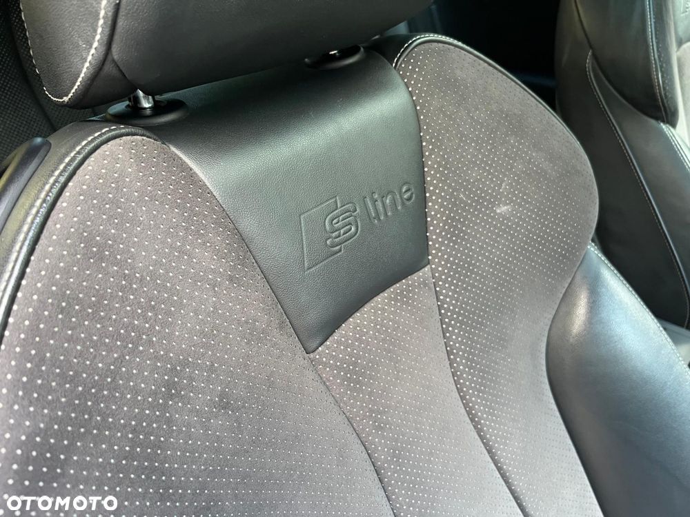 Audi A3 3-drzwiowe 2.0 TDI quattro S line Sportpaket - 33