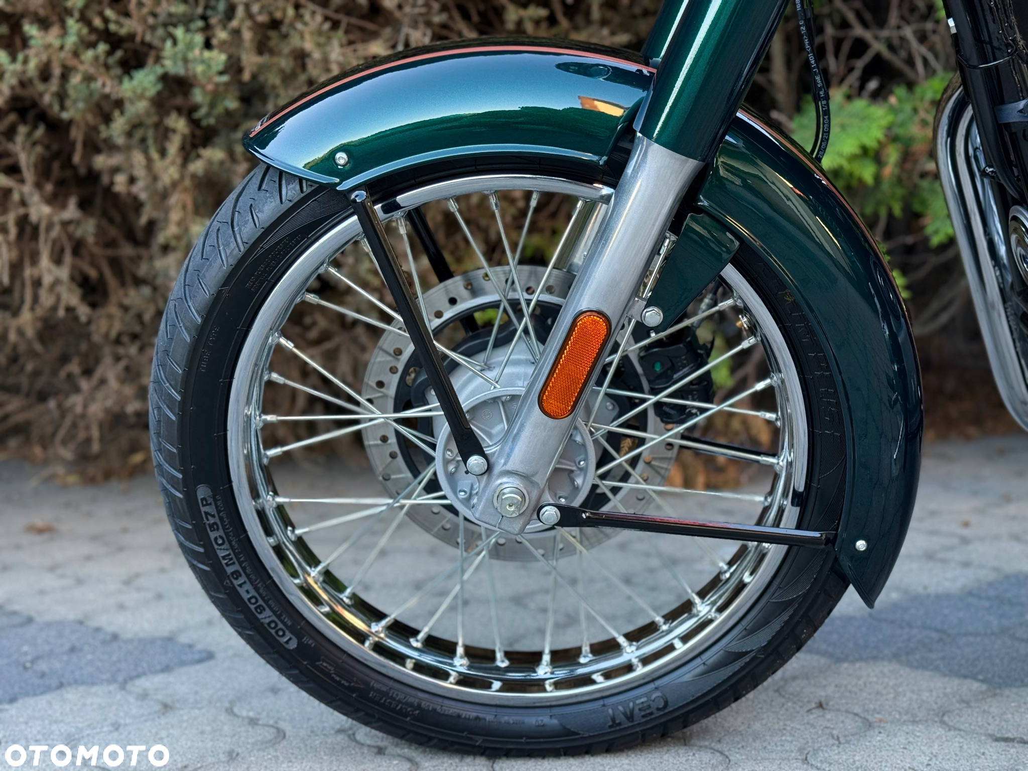 Royal Enfield Classic - 26