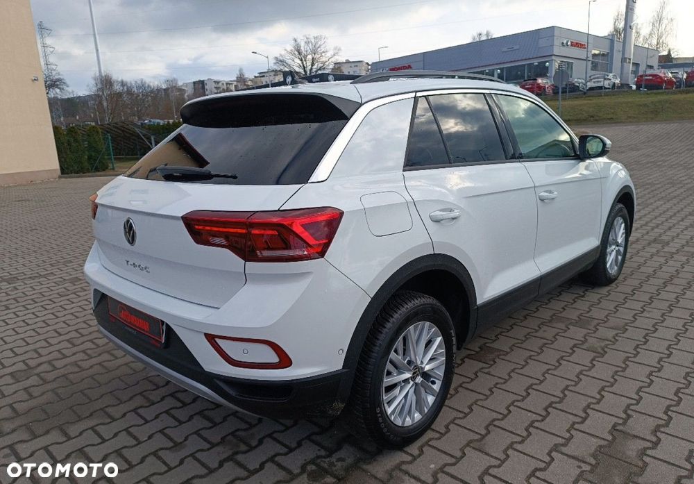 Volkswagen T-Roc - 9