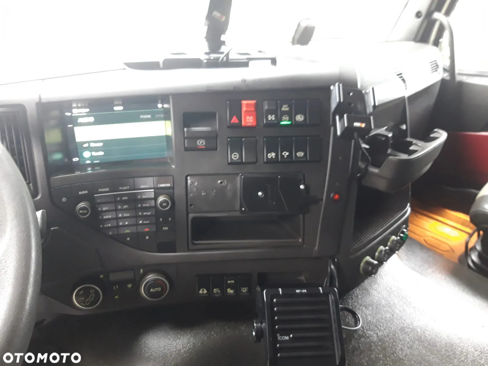 Volvo FMX 540 wywrotka 3 6x4 - 16