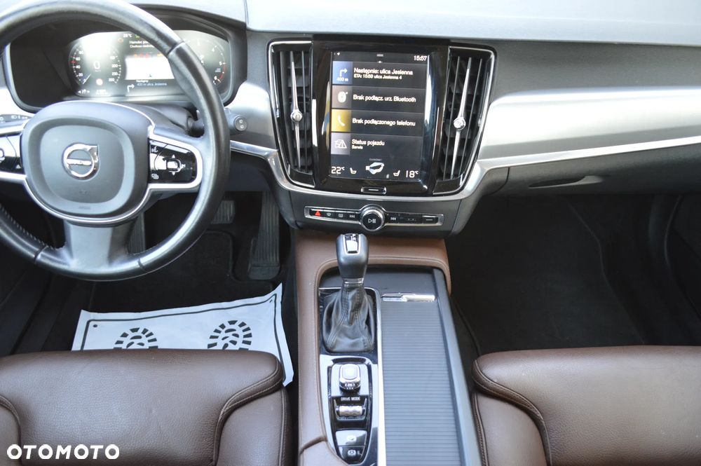 Volvo V90 D3 Momentum - 17