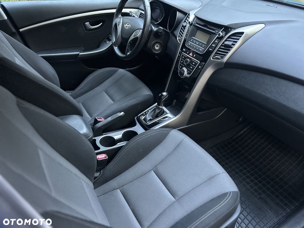 Hyundai i30 1.6 GDI Comfort - 13