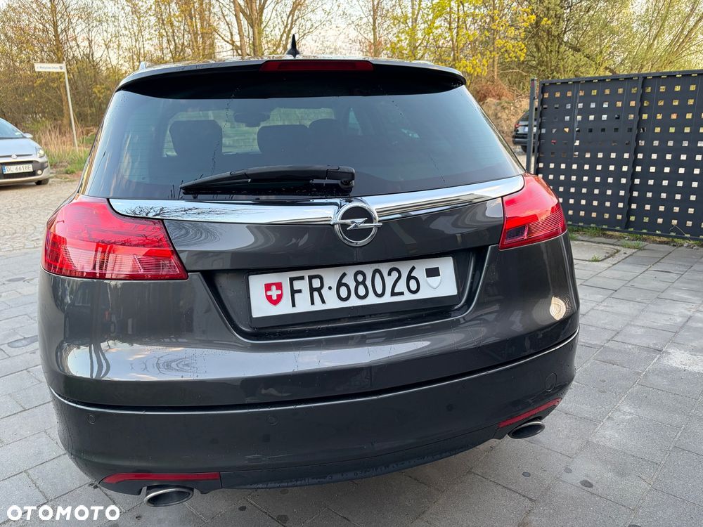 Opel Insignia 2.0 Turbo 4x4 Automatik Design Edition - 6