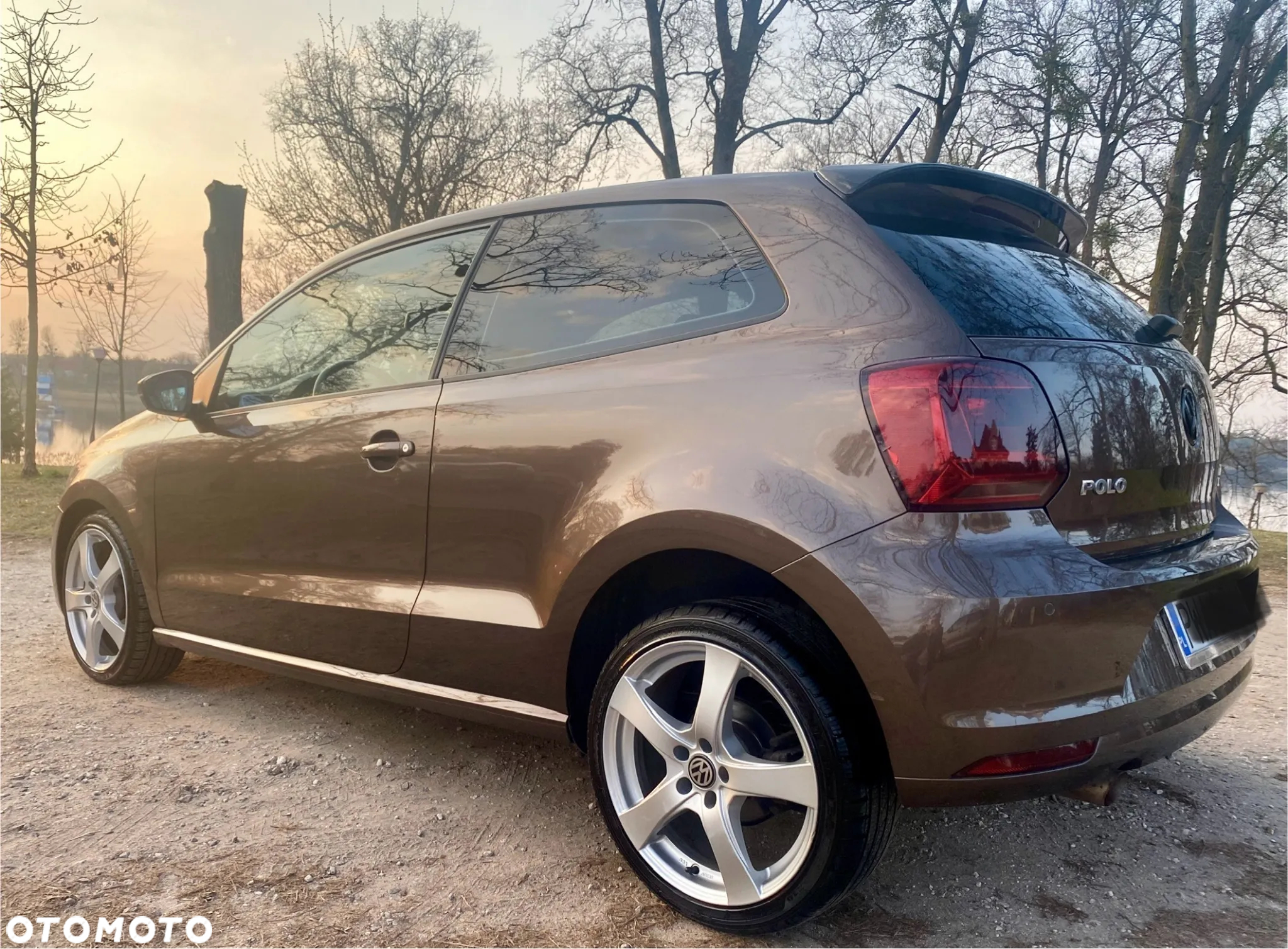 Volkswagen Polo 1.4 TDI (Blue Motion Technology) Highline - 16
