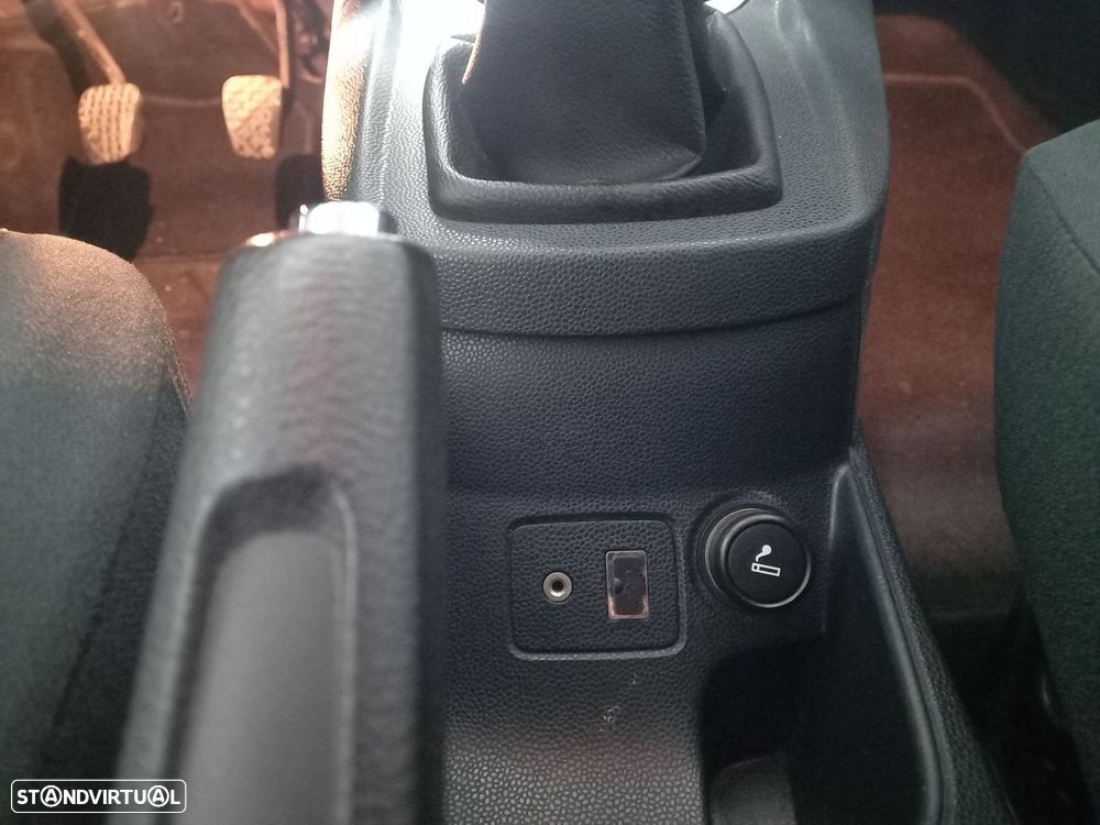 Ford Fiesta 1.4 TDCI Trend - 16