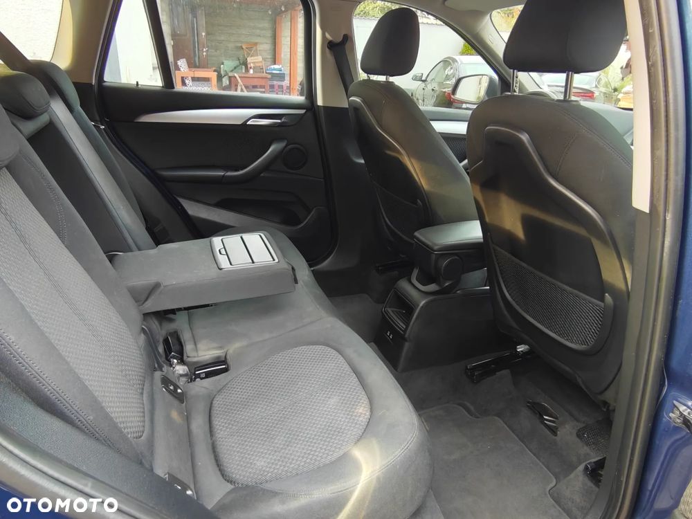 BMW X1 sDrive16d - 25