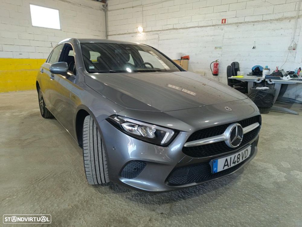 Mercedes-Benz A 250 e Style Plus - 5