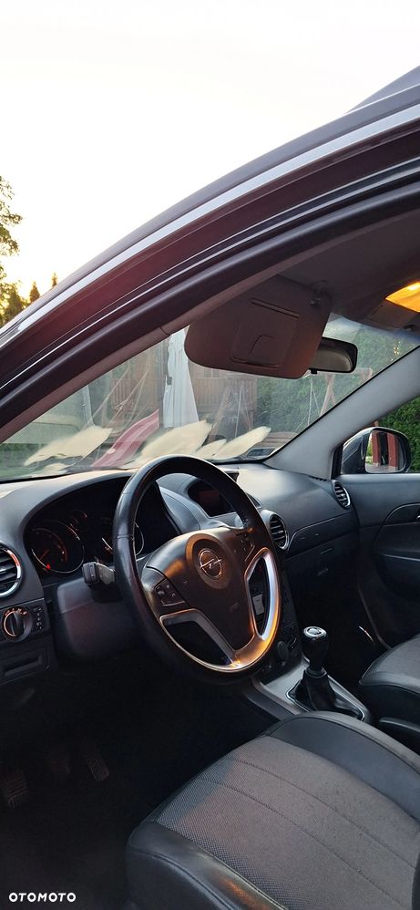 Opel Antara - 10