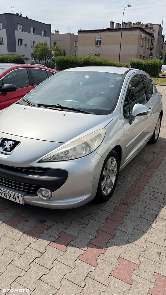 Peugeot 207 2009 photo 2