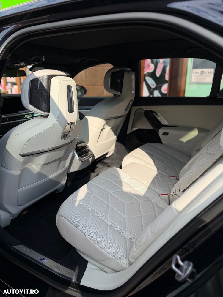 BMW Seria 7 750e xDrive AT PHEV - 7