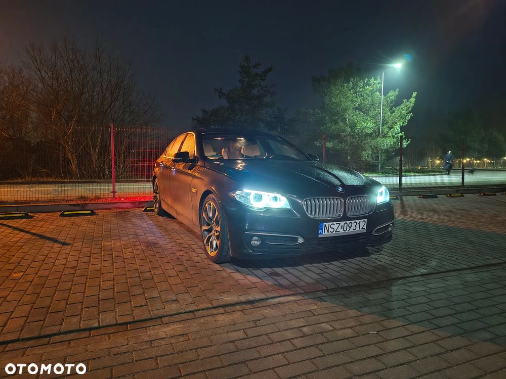 BMW Seria 5 528i Modern Line - 19