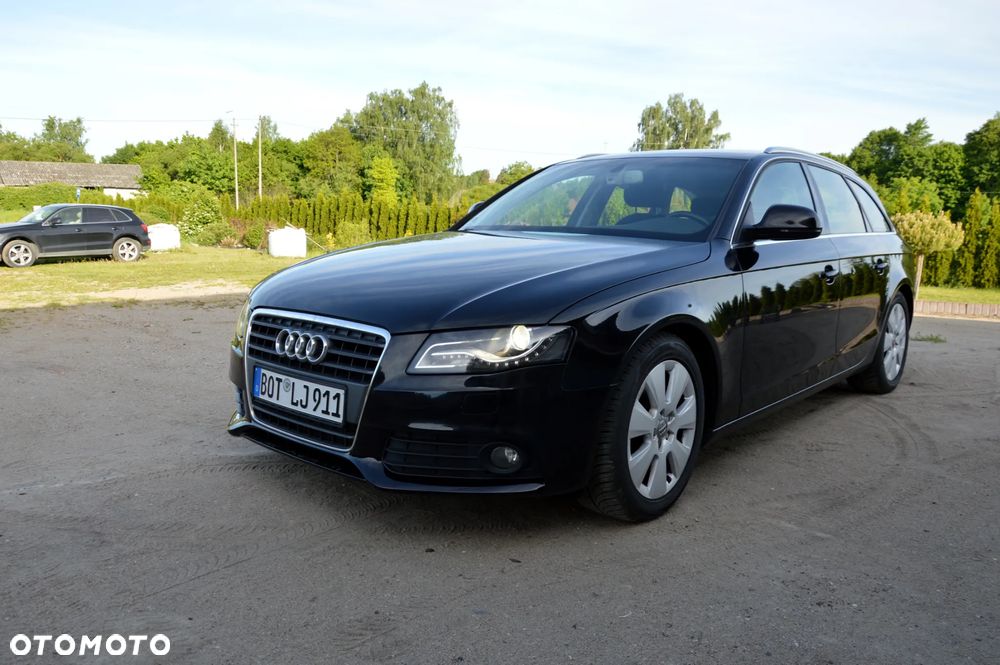 Audi A4 Avant 2.0 TDI - 9