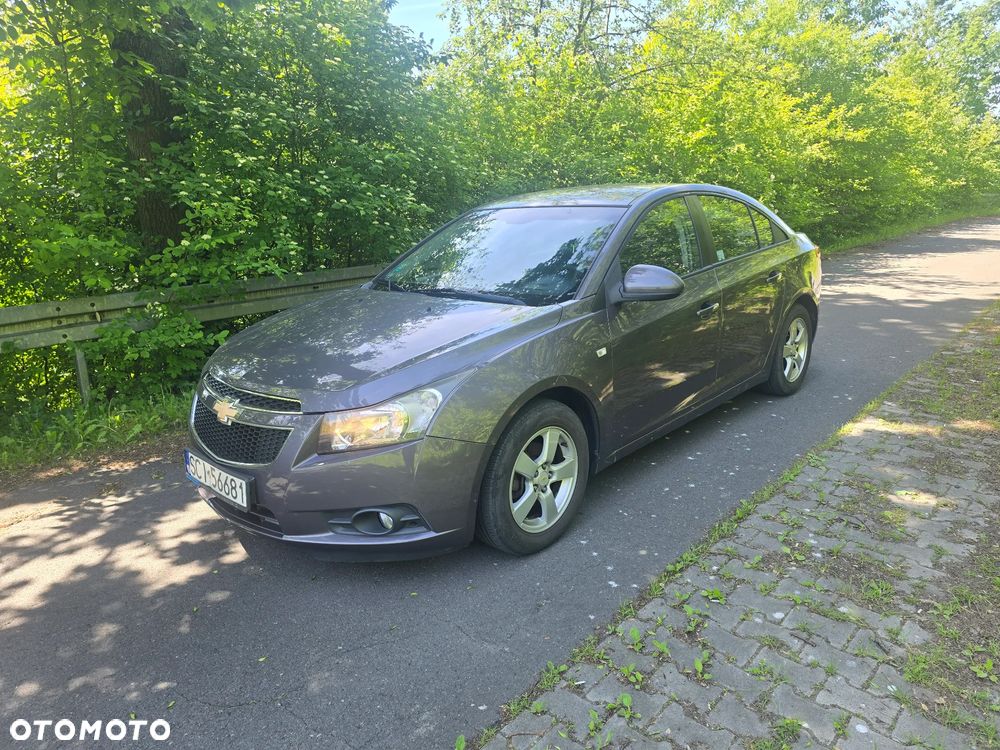 Chevrolet Cruze 1.6 LS - 1