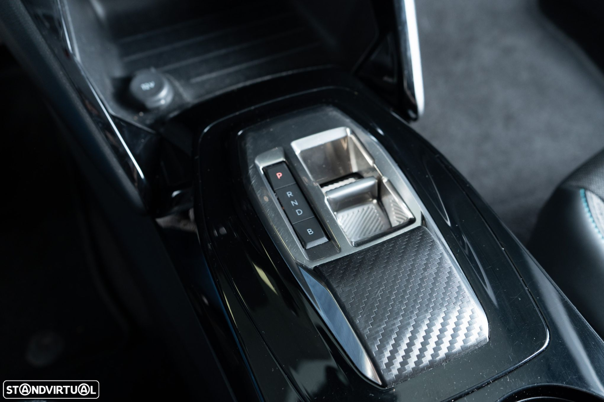 Peugeot e-2008 50 kWh Allure - 6