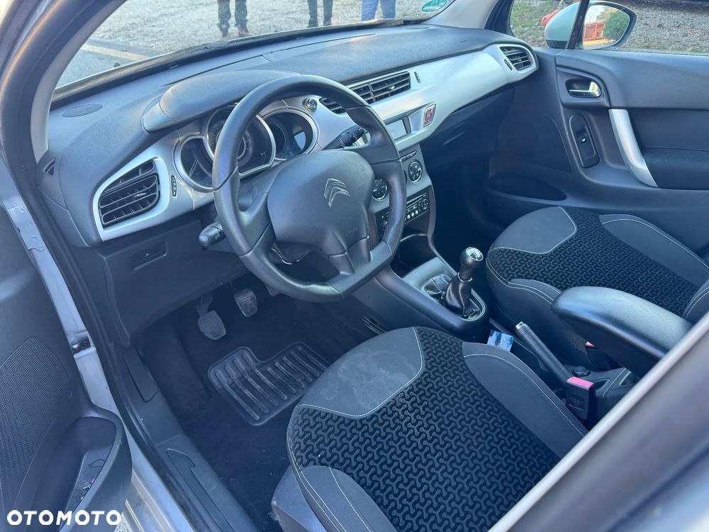 DESKA KONSOLA KOKPIT PODUSZKA PASY CITROEN C3 II - 2