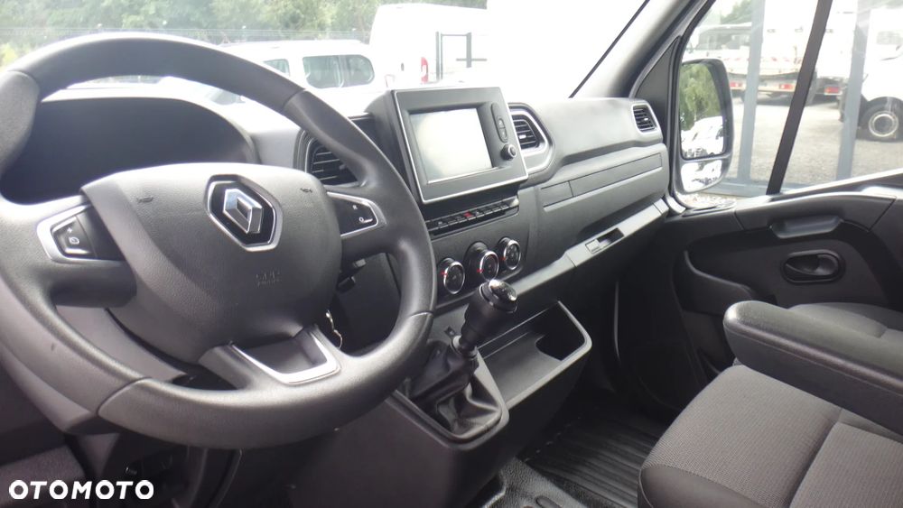 Renault Master - 11