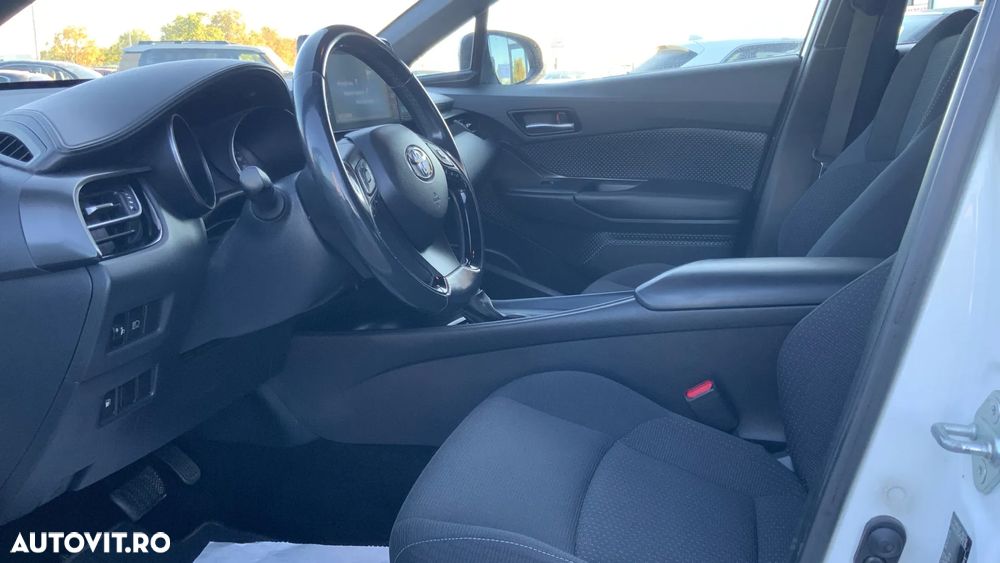 Toyota C-HR 1.8 HSD 4x2 CVT C-enter - 15