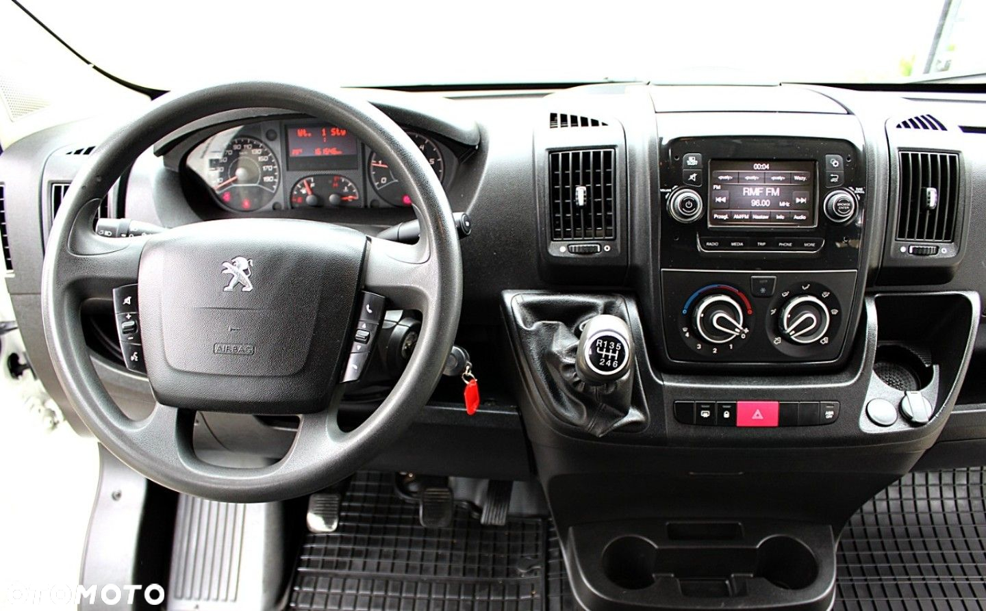 Peugeot Boxer - 17