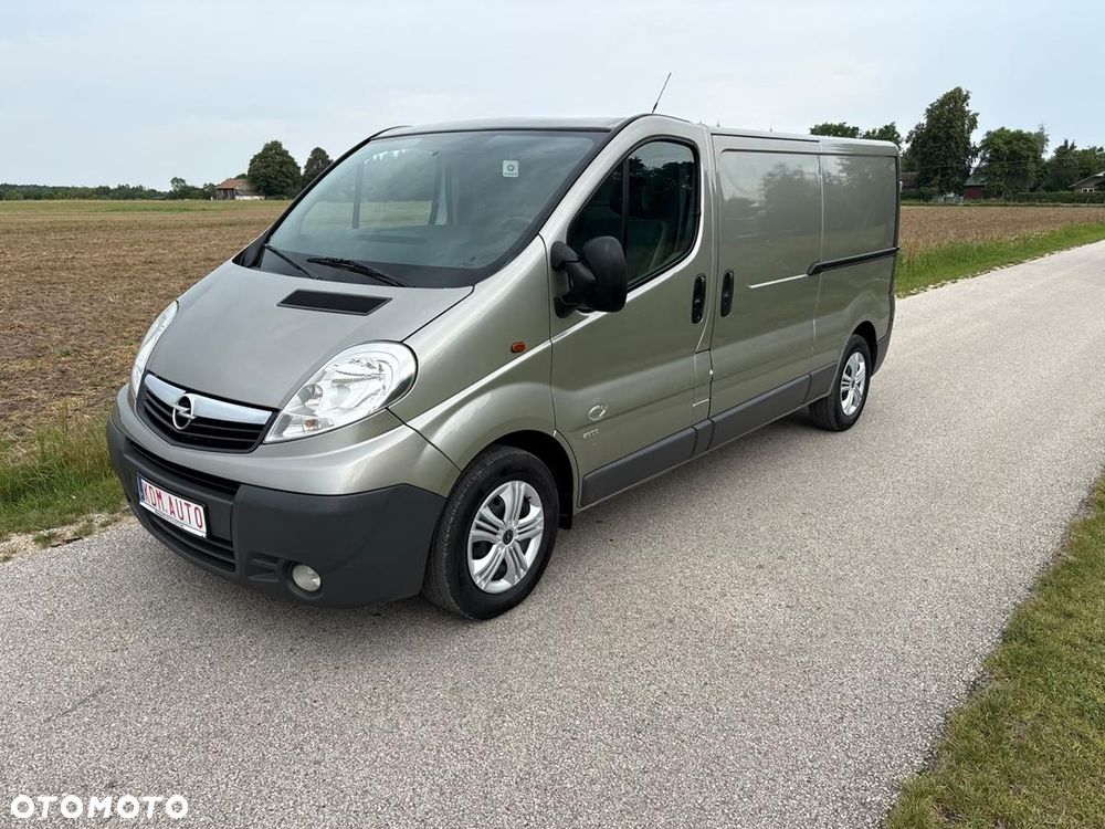 Opel Vivaro - 12