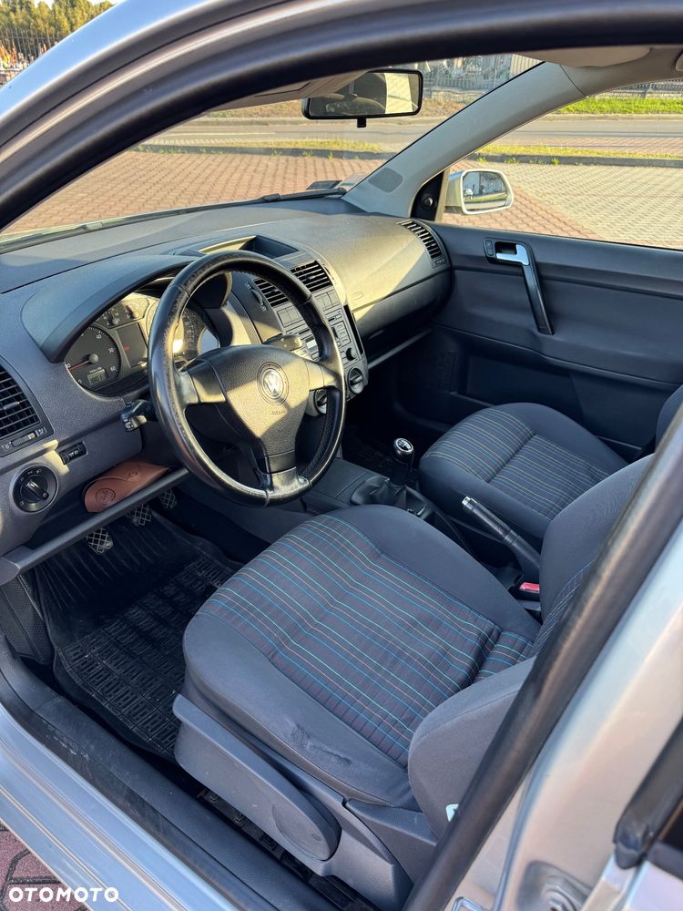 Volkswagen Polo 1.4 TDI Trendline - 4