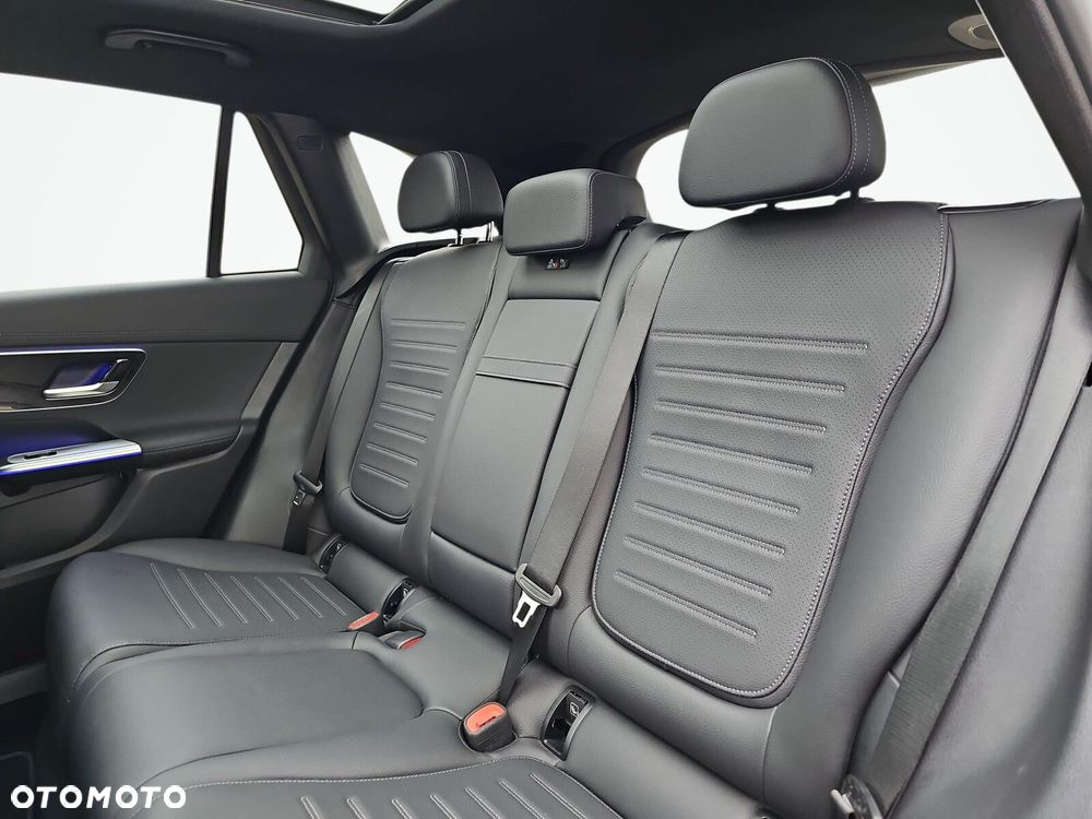 Mercedes-Benz GLC 200 mHEV 4-Matic AMG Line - 13
