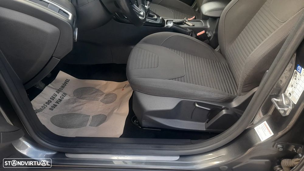 Ford Focus SW 1.0 SCTi Titanium - 18