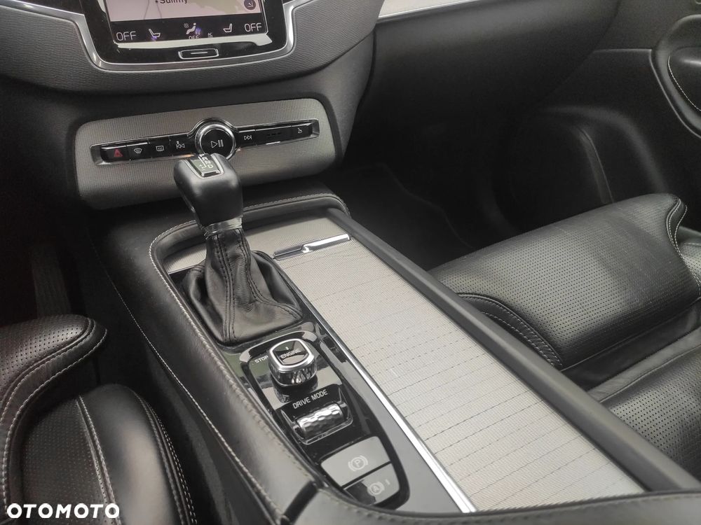 Volvo XC 90 D5 AWD Inscription - 14