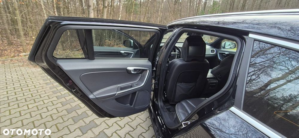Volvo V60 T5 Drive-E R-Design Summum - 23
