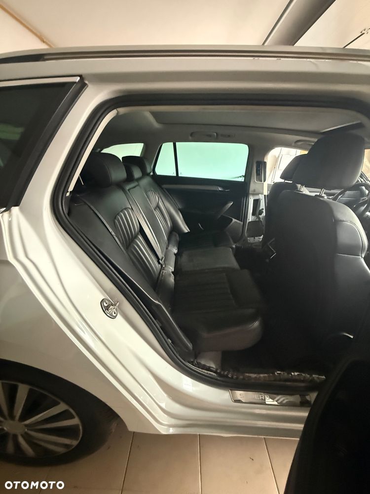 Skoda Superb 2.0 TDI 4x4 Ambition DSG - 21